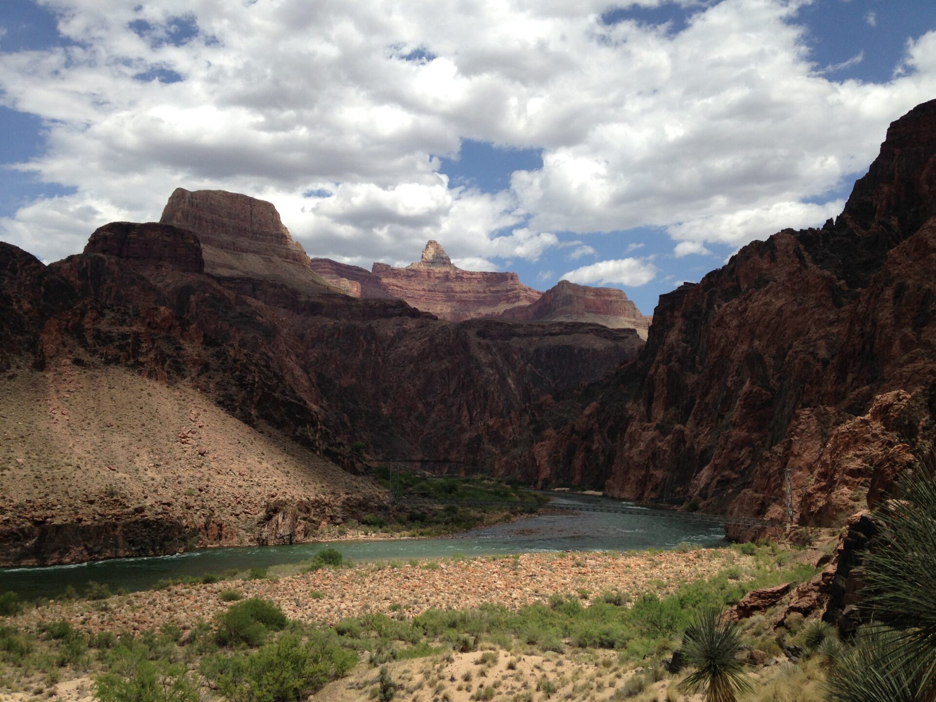 Hiking the Grand Canyon's Rim to River and Back in a Day – TrailChick